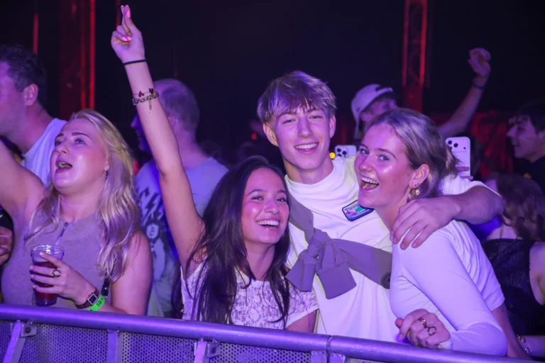 Vrijdagavond — foto 114