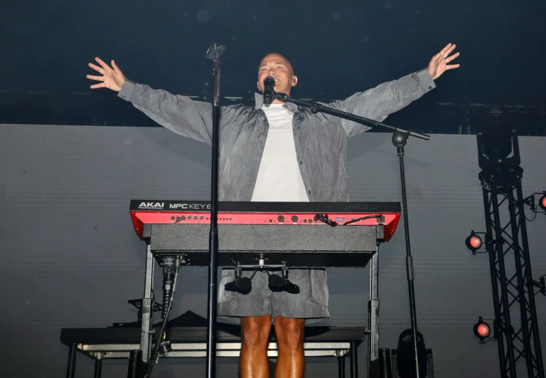Bruisend Reeuwijk — live muziek en festivalgevoel